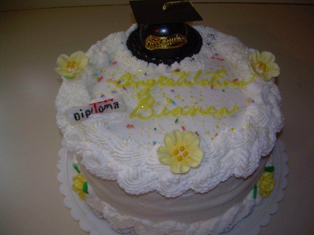 GRADUATION CAKE-