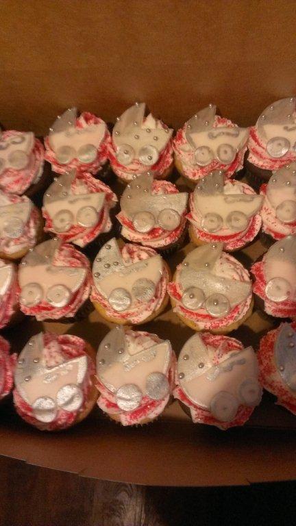 BABY CARRIAGE CUPCAKES-