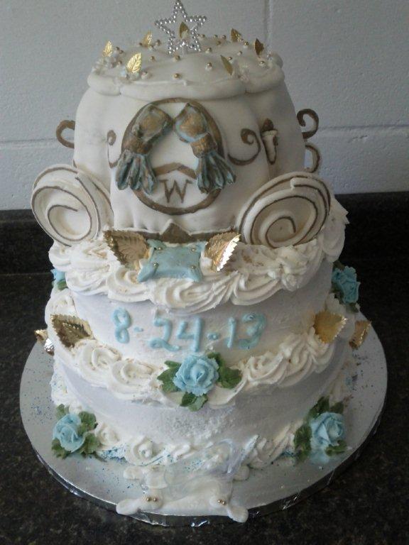 CINDERELLA CARRIAGE BRIDAL SHOWER CAKE-