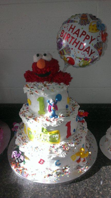 Elmo First Birthday Cake-