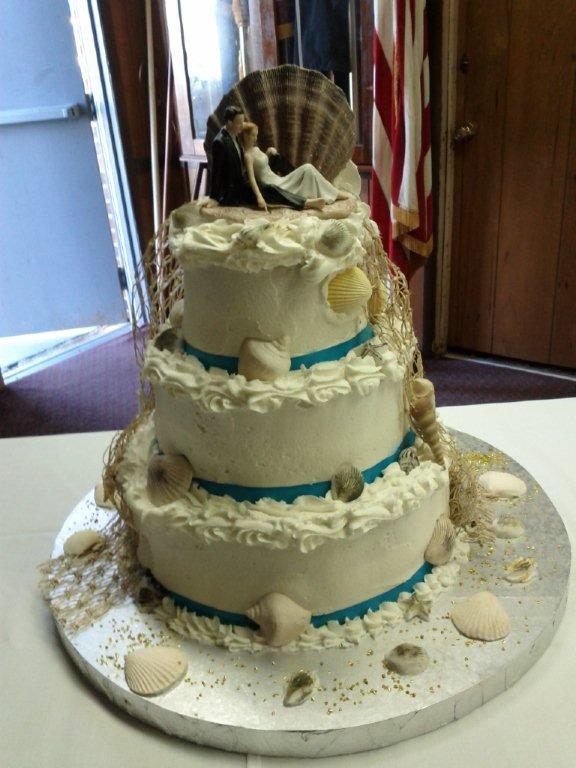 SEASHELL WEDDING CAKE-