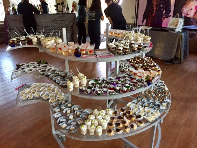 Bridal Expo at Elmwood Park Zoo----Made desserts for their event
